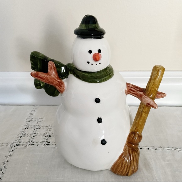 Oneida Snow Family Warren Kimble Snowman Sugar & Creamer Set Hand Painted 2004 - Picture 6 of 16